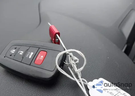 2021 Toyota Corolla Le z USA, uszkodzony, nr VIN JTDEAMDE7MJ006930